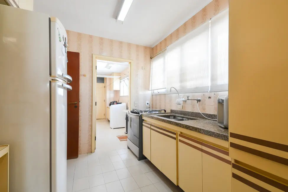 Foto 9 de Apartamento com 4 quartos à venda, 202m2 em Higienópolis, São Paulo - SP