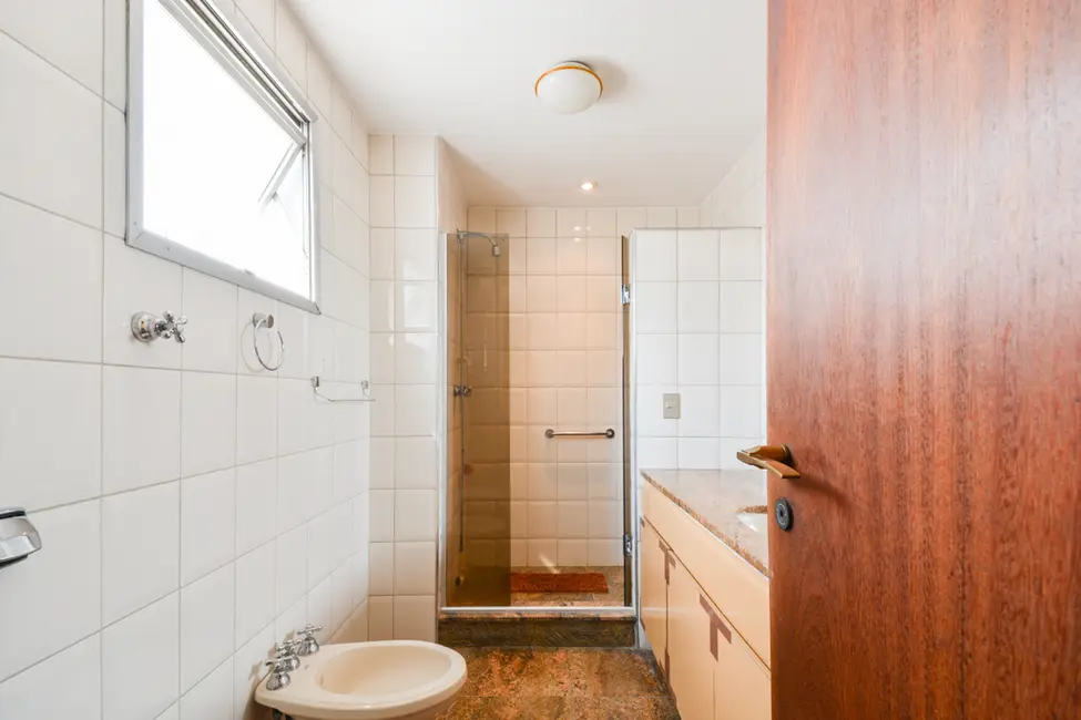 Foto 4 de Apartamento com 4 quartos à venda, 202m2 em Higienópolis, São Paulo - SP