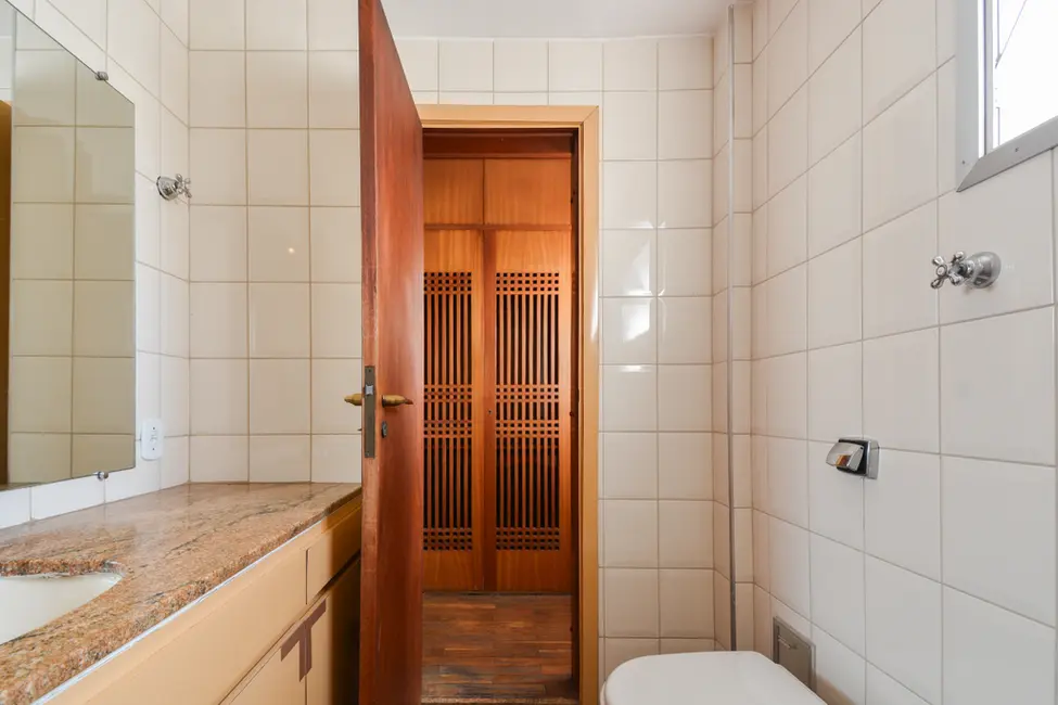 Foto 6 de Apartamento com 4 quartos à venda, 202m2 em Higienópolis, São Paulo - SP