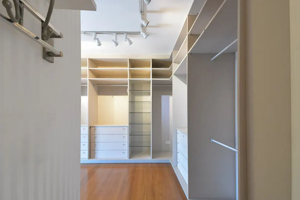 Cobertura com 3 quartos à venda, 285m2 em Higienópolis, São Paulo - SP - imagem 6 Foto 6 de Cobertura com 3 quartos à venda, 285m2 em Higienópolis, São Paulo - SP