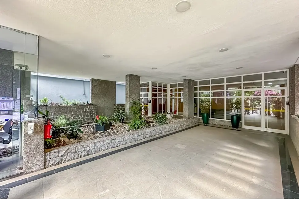 Foto 5 de Apartamento com 3 quartos à venda, 135m2 em Jardim Paulista, São Paulo - SP