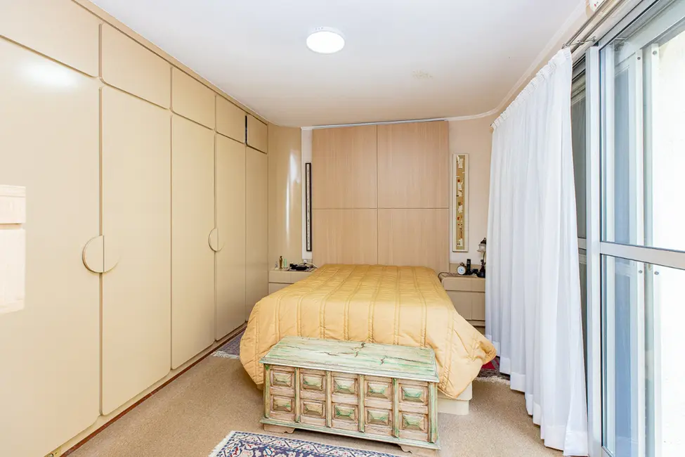 Apartamento com 3 quartos à venda, 223m2 em Jardim Paulista, São Paulo - SP - imagem 5 Foto 5 de Apartamento com 3 quartos à venda, 223m2 em Jardim Paulista, São Paulo - SP