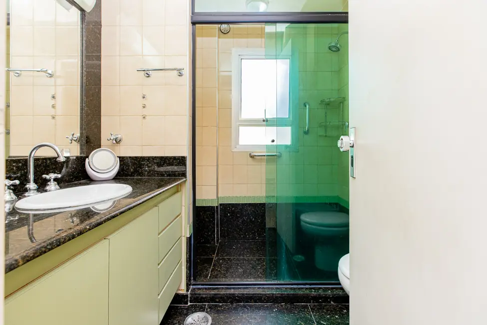 Apartamento com 3 quartos à venda, 223m2 em Jardim Paulista, São Paulo - SP - imagem 6 Foto 6 de Apartamento com 3 quartos à venda, 223m2 em Jardim Paulista, São Paulo - SP