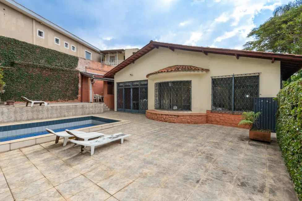 Casa com 4 quartos à venda, 330m2 em Lapa, São Paulo - SP - imagem 2 Foto 2 de Casa com 4 quartos à venda, 330m2 em Lapa, São Paulo - SP