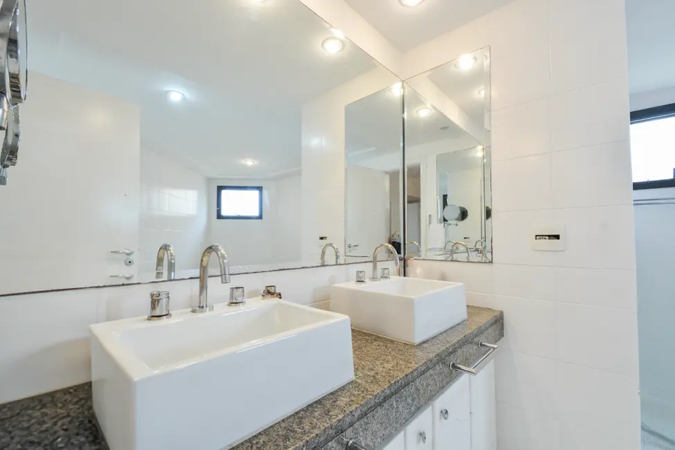 Foto 8 de Apartamento com 4 quartos à venda, 379m2 em Pacaembu, São Paulo - SP