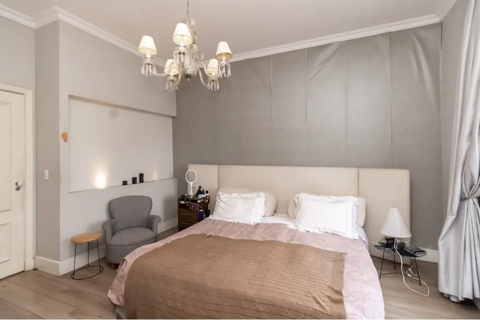 Foto 7 de Casa com 4 quartos à venda, 300m2 em Moema, São Paulo - SP