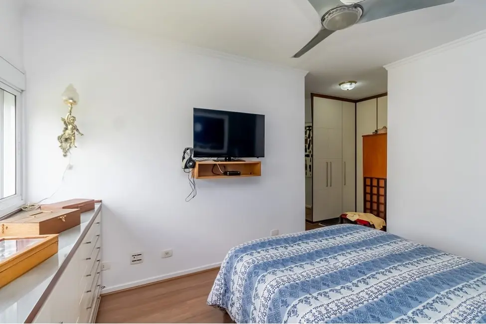 Foto 2 de Apartamento com 3 quartos à venda, 115m2 em Moema, São Paulo - SP