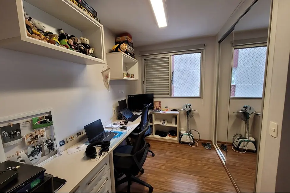 Apartamento com 2 quartos à venda, 96m2 em Moema, São Paulo - SP - imagem 8 Foto 8 de Apartamento com 2 quartos à venda, 96m2 em Moema, São Paulo - SP