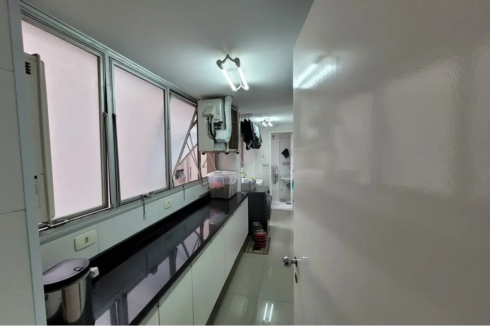 Apartamento com 2 quartos à venda, 96m2 em Moema, São Paulo - SP - imagem 4 Foto 4 de Apartamento com 2 quartos à venda, 96m2 em Moema, São Paulo - SP