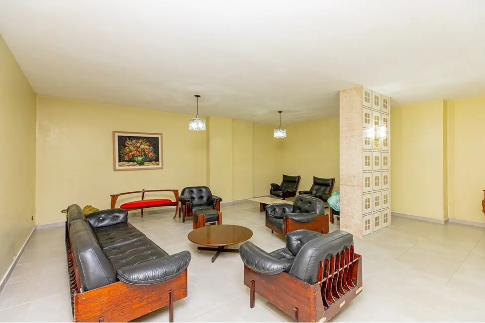 Apartamento com 2 quartos à venda, 115m2 em Moema, São Paulo - SP - imagem 2 Foto 2 de Apartamento com 2 quartos à venda, 115m2 em Moema, São Paulo - SP