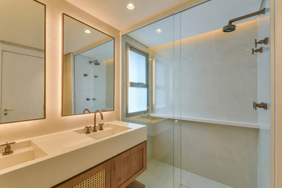 Foto 5 de Apartamento com 3 quartos à venda, 149m2 em Moema, São Paulo - SP