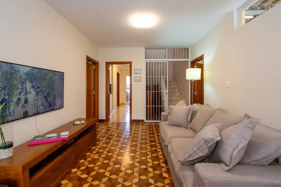 Casa com 4 quartos à venda, 375m2 em Moema, São Paulo - SP - imagem 5 Foto 5 de Casa com 4 quartos à venda, 375m2 em Moema, São Paulo - SP