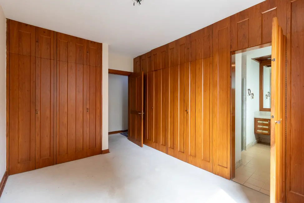 Foto 4 de Apartamento com 3 quartos à venda, 325m2 em Moema, São Paulo - SP