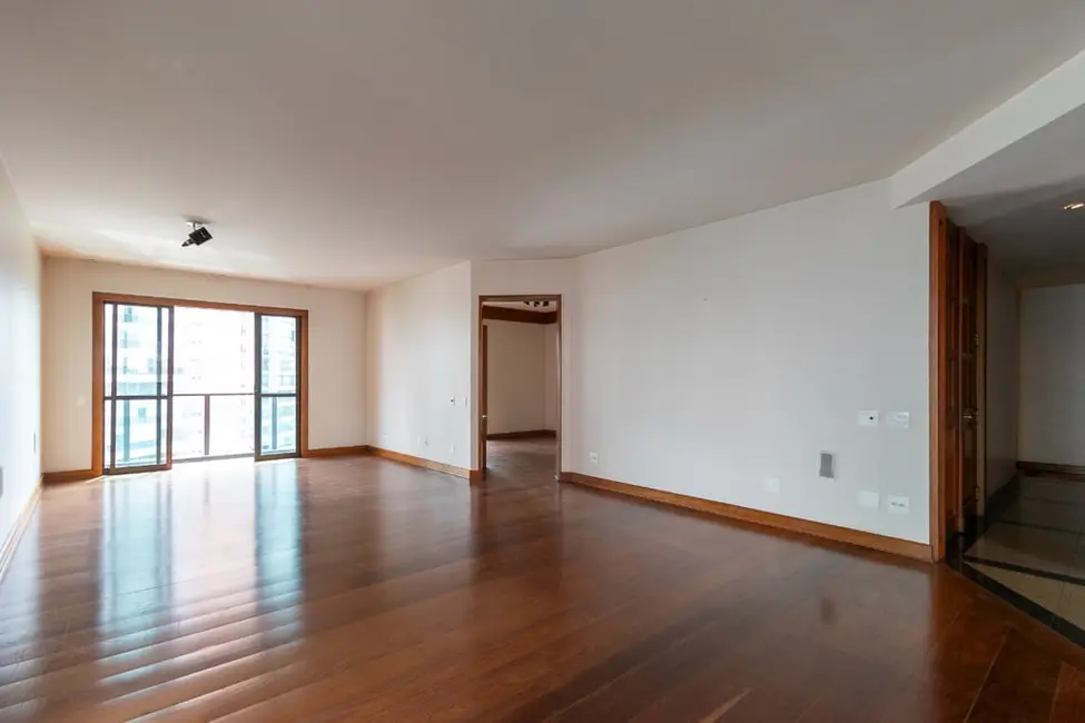 Foto 1 de Apartamento com 3 quartos à venda, 325m2 em Moema, São Paulo - SP