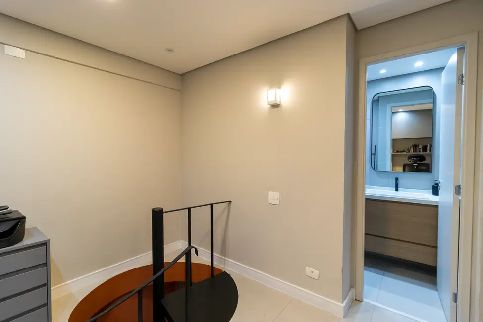 Foto 3 de Cobertura com 2 quartos à venda, 58m2 em Moema, São Paulo - SP