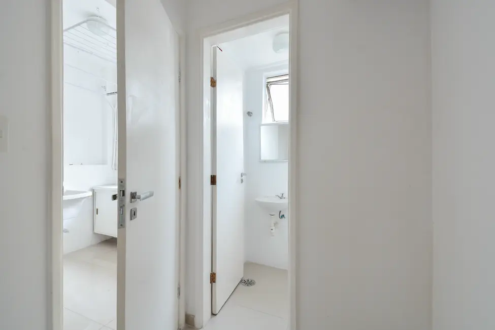 Apartamento com 2 quartos à venda, 86m2 em Moema, São Paulo - SP - imagem 3 Foto 3 de Apartamento com 2 quartos à venda, 86m2 em Moema, São Paulo - SP