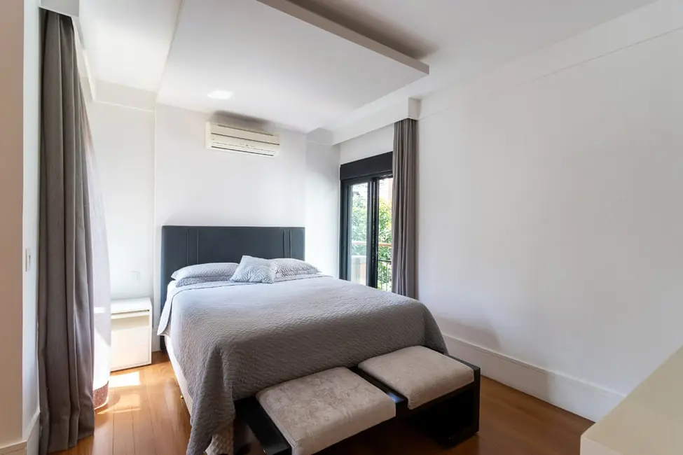 Apartamento com 2 quartos à venda, 171m2 em Moema, São Paulo - SP - imagem 4 Foto 4 de Apartamento com 2 quartos à venda, 171m2 em Moema, São Paulo - SP