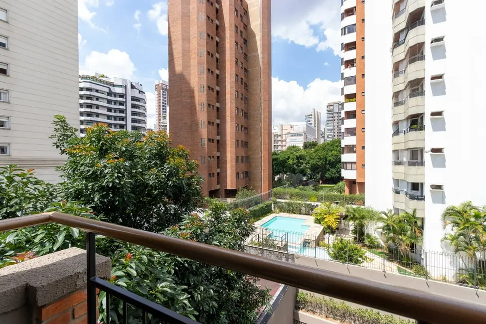 Apartamento com 2 quartos à venda, 171m2 em Moema, São Paulo - SP - imagem 7 Foto 7 de Apartamento com 2 quartos à venda, 171m2 em Moema, São Paulo - SP
