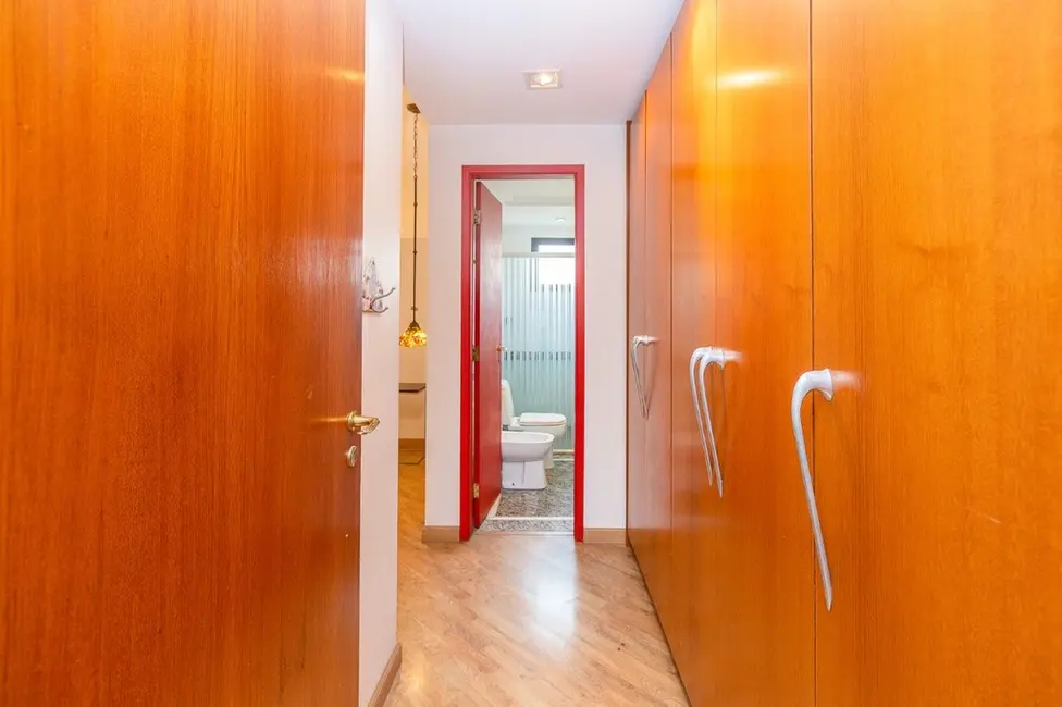 Apartamento com 3 quartos à venda, 219m2 em Moema, São Paulo - SP - imagem 3 Foto 3 de Apartamento com 3 quartos à venda, 219m2 em Moema, São Paulo - SP
