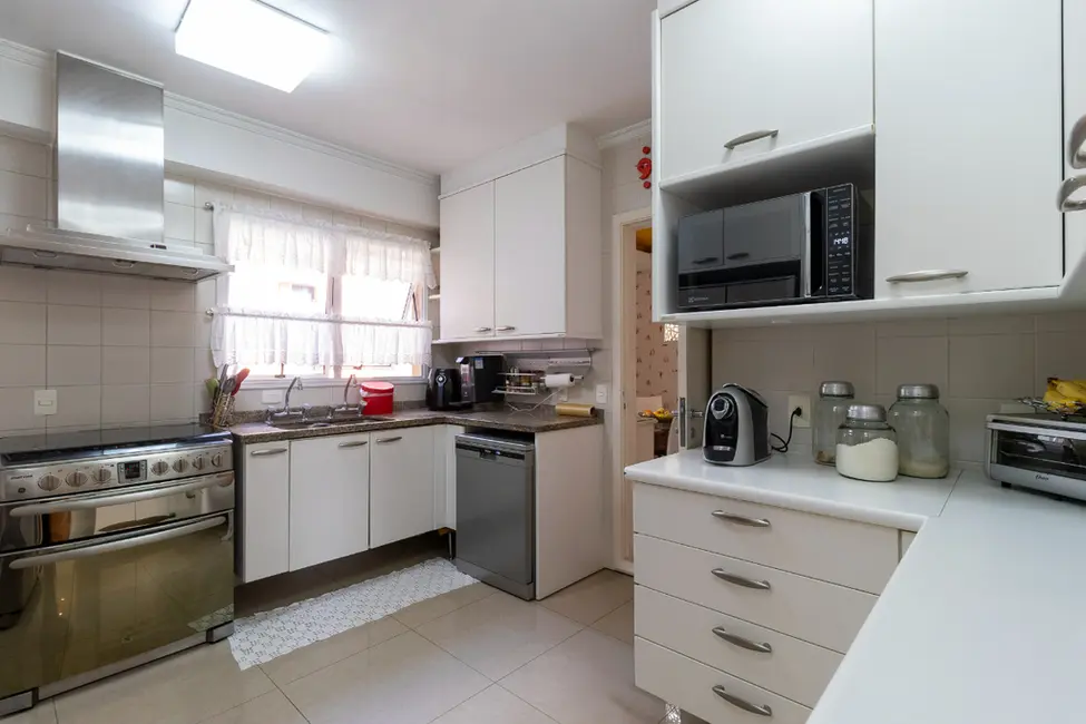 Apartamento com 3 quartos à venda, 195m2 em Moema, São Paulo - SP - imagem 7 Foto 7 de Apartamento com 3 quartos à venda, 195m2 em Moema, São Paulo - SP