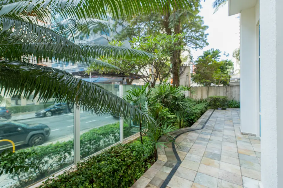 Foto 9 de Apartamento com 2 quartos à venda, 66m2 em Moema, São Paulo - SP