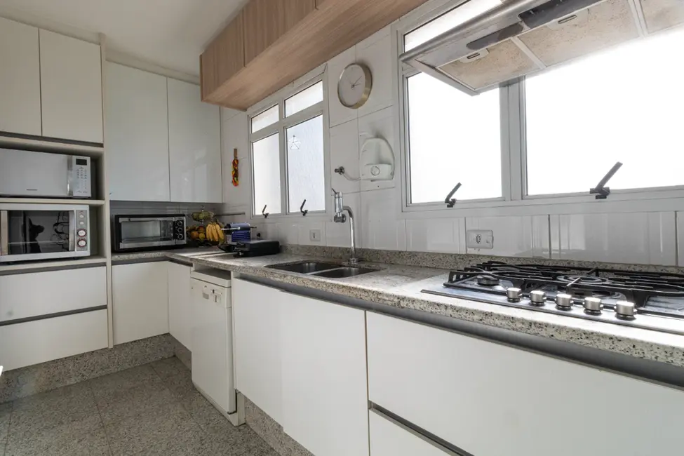 Foto 6 de Apartamento com 2 quartos à venda, 165m2 em Moema, São Paulo - SP