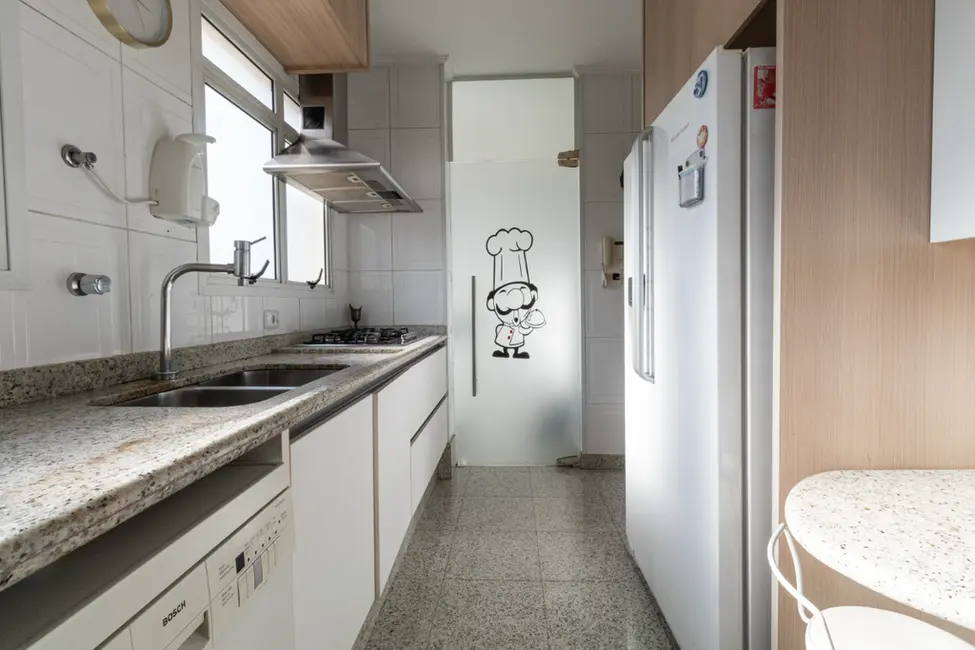 Foto 3 de Apartamento com 2 quartos à venda, 165m2 em Moema, São Paulo - SP