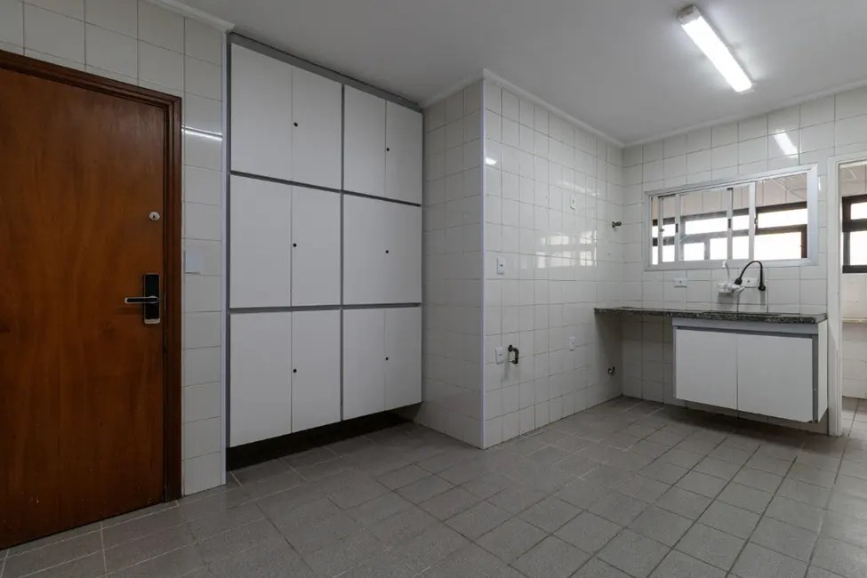 Apartamento com 3 quartos à venda, 138m2 em Perdizes, São Paulo - SP - imagem 4 Foto 4 de Apartamento com 3 quartos à venda, 138m2 em Perdizes, São Paulo - SP