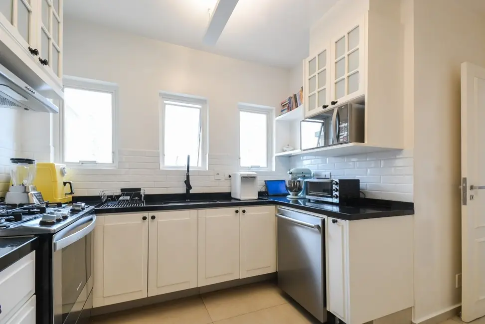 Foto 8 de Apartamento com 4 quartos à venda, 246m2 em Pinheiros, São Paulo - SP