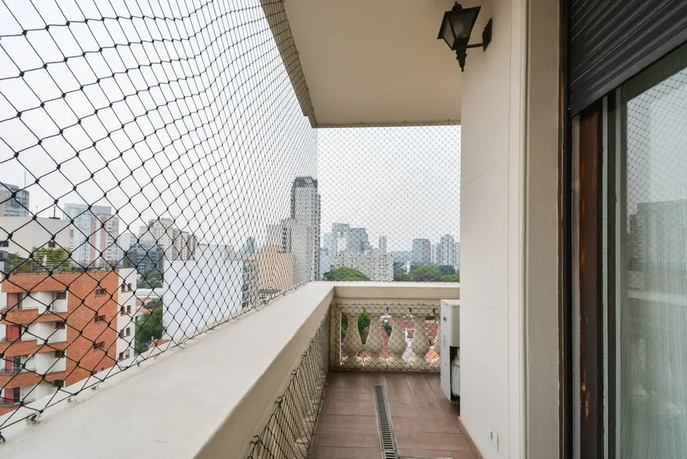 Foto 9 de Apartamento com 4 quartos à venda, 246m2 em Pinheiros, São Paulo - SP