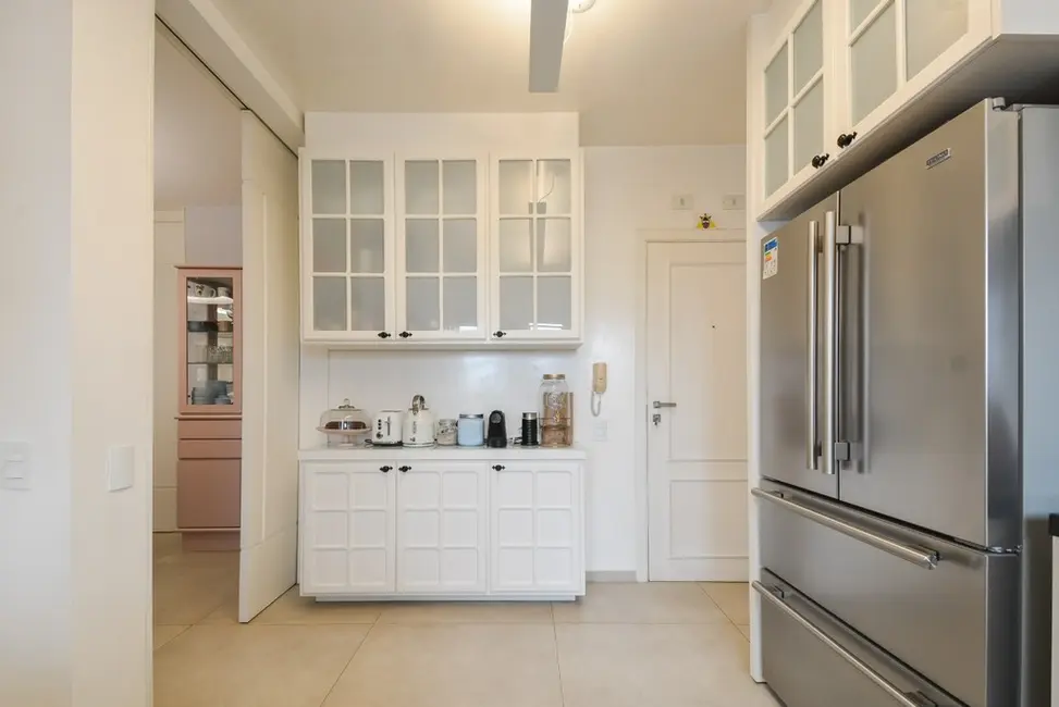 Foto 3 de Apartamento com 4 quartos à venda, 246m2 em Pinheiros, São Paulo - SP