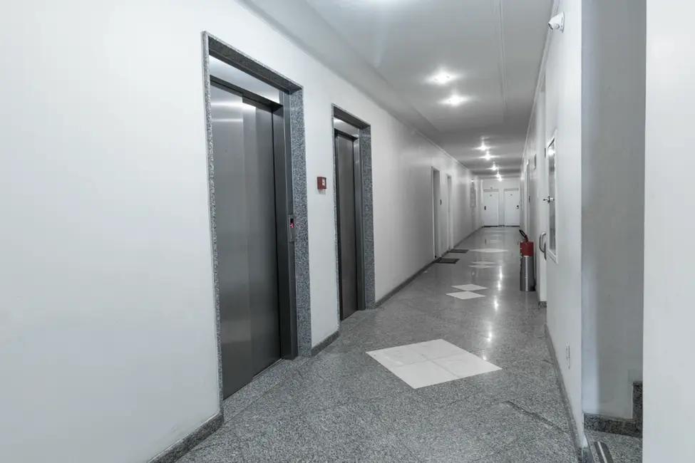 Apartamento com 2 quartos à venda, 130m2 em Pinheiros, São Paulo - SP - imagem 3 Foto 3 de Apartamento com 2 quartos à venda, 130m2 em Pinheiros, São Paulo - SP