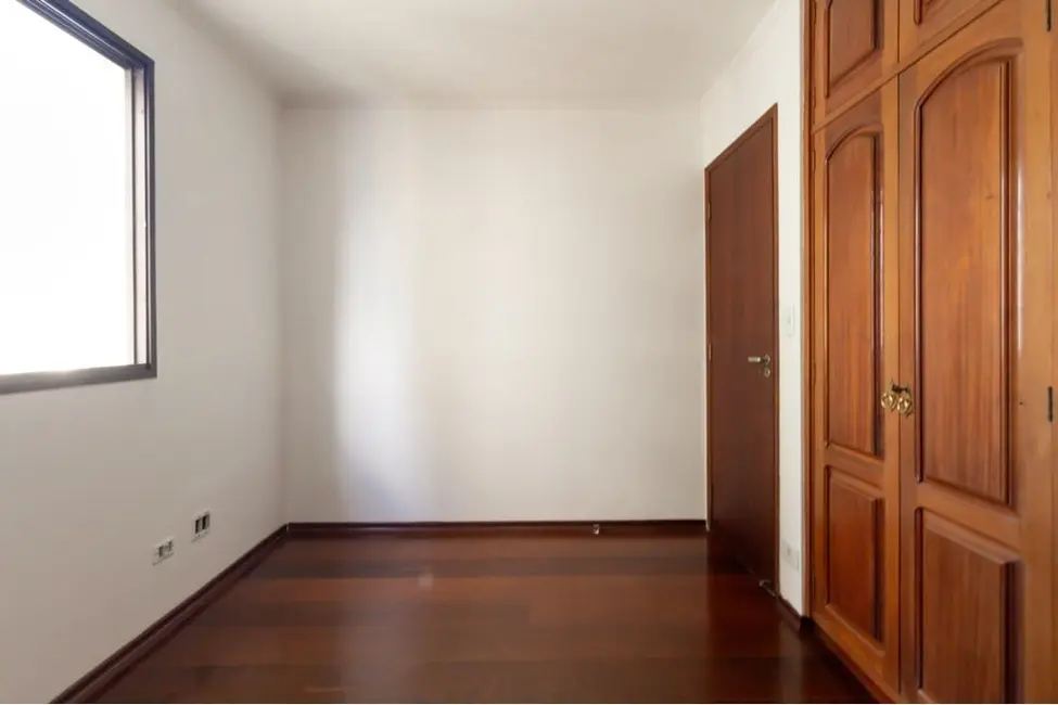 Apartamento com 3 quartos à venda, 128m2 em Vila Clementino, São Paulo - SP - imagem 2 Foto 2 de Apartamento com 3 quartos à venda, 128m2 em Vila Clementino, São Paulo - SP