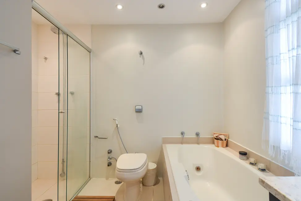 Apartamento com 3 quartos à venda, 136m2 em Vila Clementino, São Paulo - SP - imagem 3 Foto 3 de Apartamento com 3 quartos à venda, 136m2 em Vila Clementino, São Paulo - SP