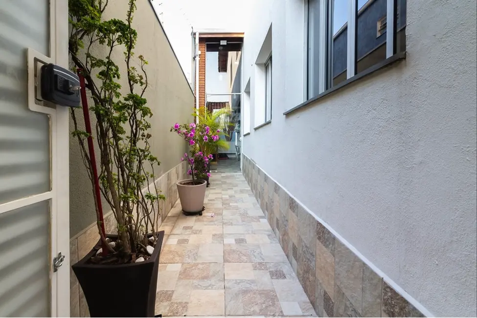 Casa com 5 quartos à venda, 254m2 em Vila Mariana, São Paulo - SP - imagem 3 Foto 3 de Casa com 5 quartos à venda, 254m2 em Vila Mariana, São Paulo - SP