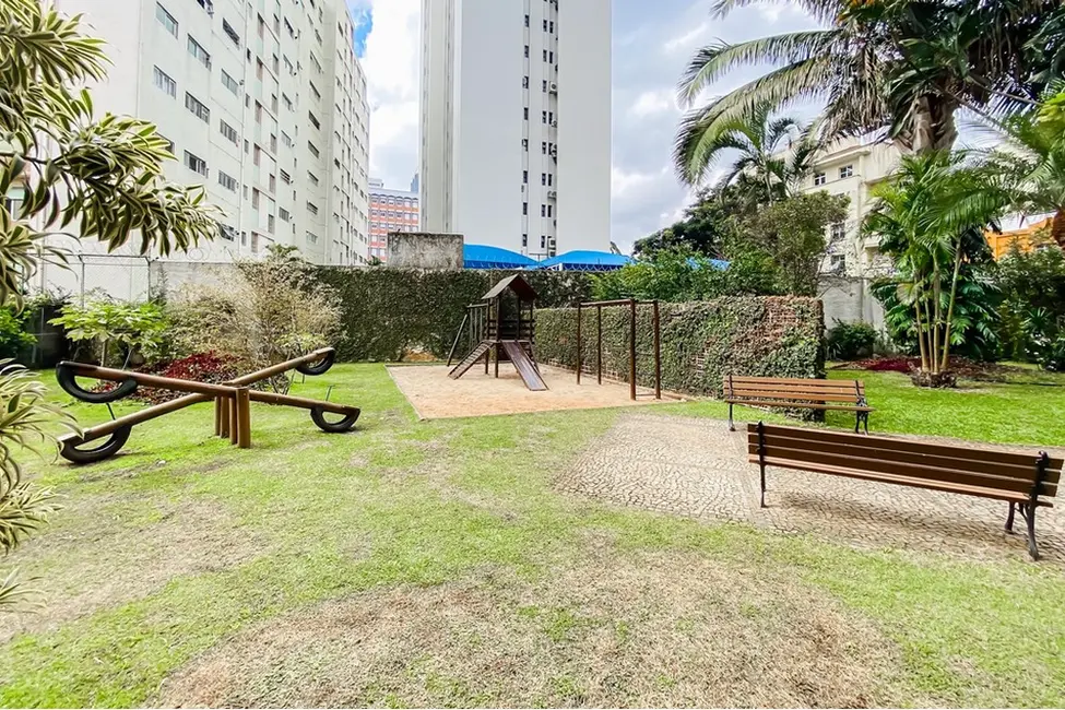 Apartamento com 3 quartos à venda, 199m2 em Santa Cecília, São Paulo - SP - imagem 8 Foto 8 de Apartamento com 3 quartos à venda, 199m2 em Santa Cecília, São Paulo - SP
