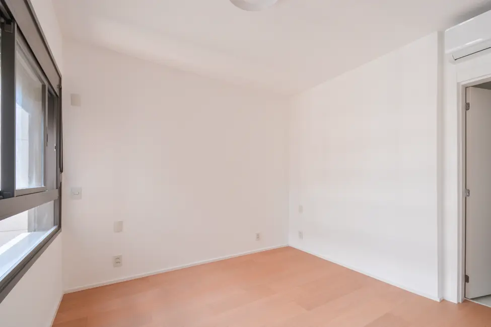 Apartamento com 3 quartos à venda, 244m2 em Vila Clementino, São Paulo - SP - imagem 4 Foto 4 de Apartamento com 3 quartos à venda, 244m2 em Vila Clementino, São Paulo - SP