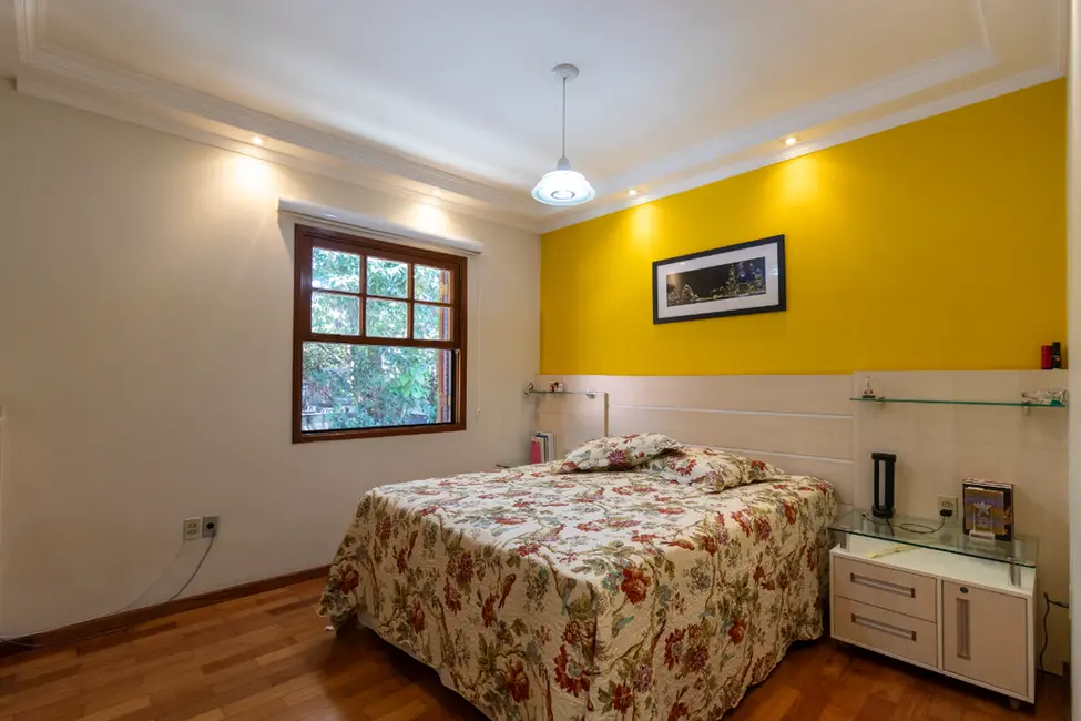 Casa com 3 quartos à venda, 241m2 em Vila Clementino, São Paulo - SP - imagem 9 Foto 9 de Casa com 3 quartos à venda, 241m2 em Vila Clementino, São Paulo - SP