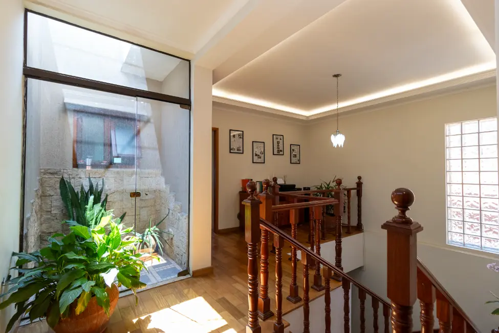 Casa com 3 quartos à venda, 241m2 em Vila Clementino, São Paulo - SP - imagem 2 Foto 2 de Casa com 3 quartos à venda, 241m2 em Vila Clementino, São Paulo - SP