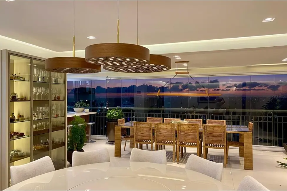 Apartamento com 4 quartos à venda, 246m2 em Vila Mariana, São Paulo - SP - imagem 1 Foto 1 de Apartamento com 4 quartos à venda, 246m2 em Vila Mariana, São Paulo - SP