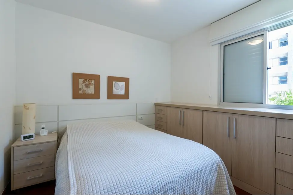 Apartamento com 3 quartos à venda, 87m2 em Vila Mariana, São Paulo - SP - imagem 3 Foto 3 de Apartamento com 3 quartos à venda, 87m2 em Vila Mariana, São Paulo - SP