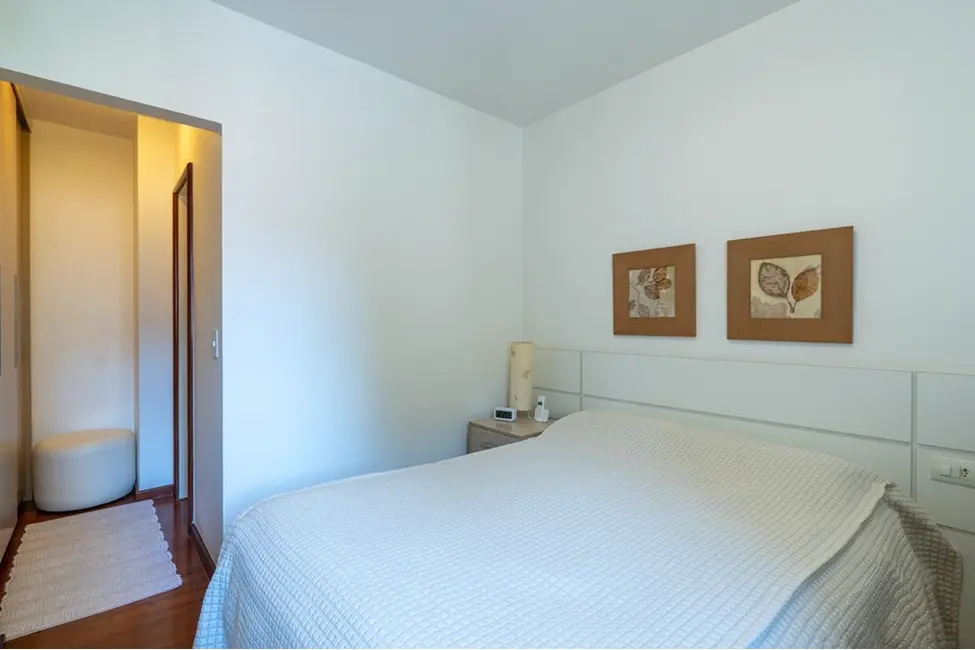 Apartamento com 3 quartos à venda, 87m2 em Vila Mariana, São Paulo - SP - imagem 4 Foto 4 de Apartamento com 3 quartos à venda, 87m2 em Vila Mariana, São Paulo - SP