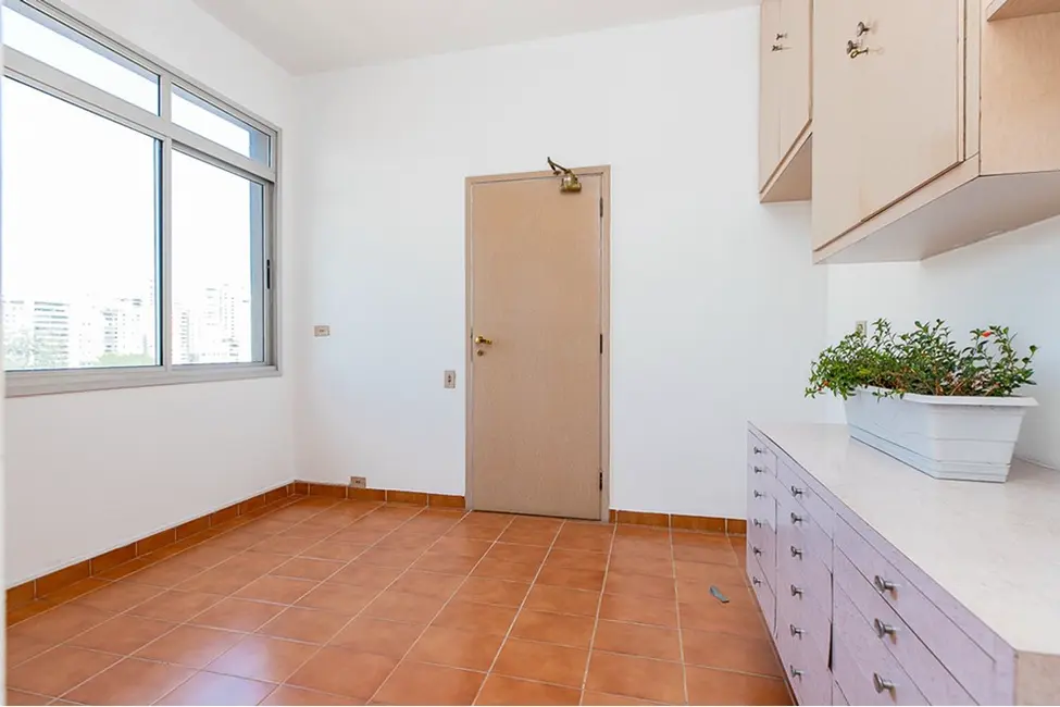 Apartamento com 3 quartos à venda, 380m2 em Higienópolis, São Paulo - SP - imagem 2 Foto 2 de Apartamento com 3 quartos à venda, 380m2 em Higienópolis, São Paulo - SP