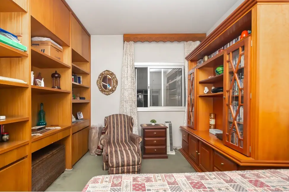 Apartamento com 3 quartos à venda, 203m2 em Higienópolis, São Paulo - SP - imagem 5 Foto 5 de Apartamento com 3 quartos à venda, 203m2 em Higienópolis, São Paulo - SP