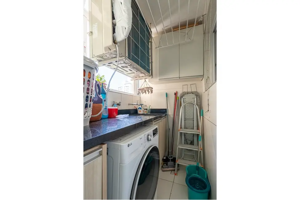 Apartamento com 3 quartos à venda, 83m2 em Aclimação, São Paulo - SP - imagem 5 Foto 5 de Apartamento com 3 quartos à venda, 83m2 em Aclimação, São Paulo - SP