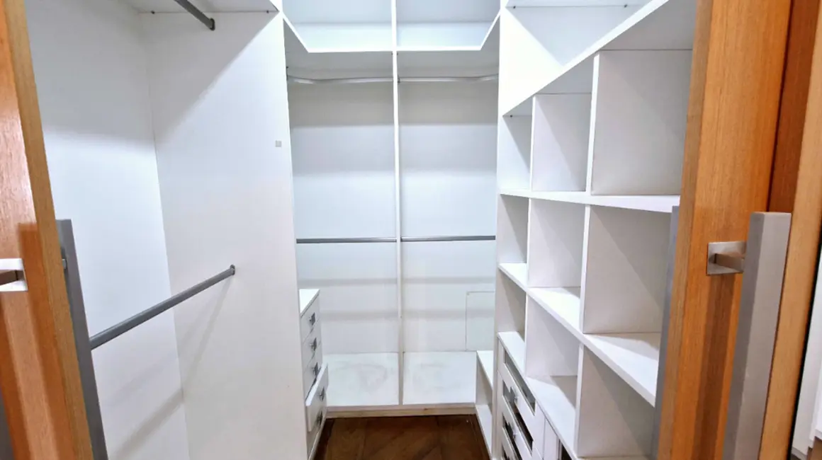 Apartamento com 4 quartos à venda, 184m2 em Aclimação, São Paulo - SP - imagem 7 Foto 7 de Apartamento com 4 quartos à venda, 184m2 em Aclimação, São Paulo - SP