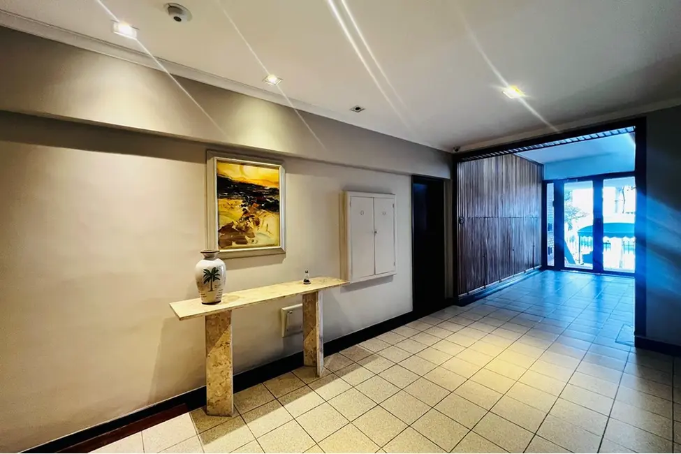 Foto 5 de Apartamento com 2 quartos à venda, 108m2 em Aclimação, São Paulo - SP