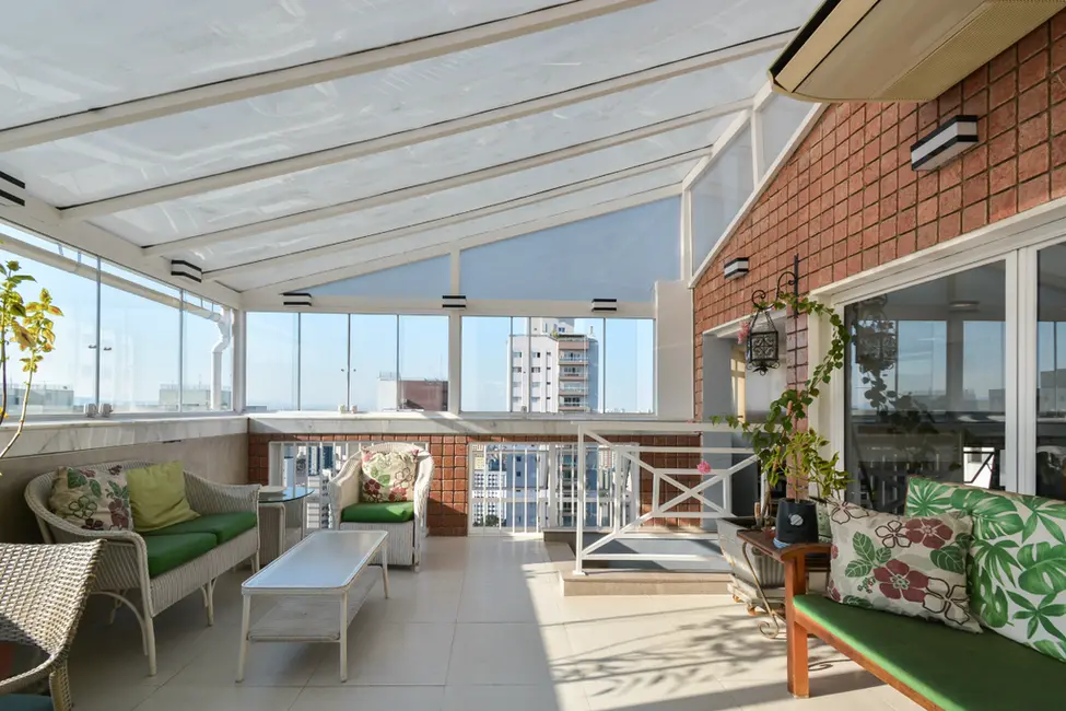 Cobertura com 3 quartos à venda, 359m2 em Aclimação, São Paulo - SP - imagem 3 Foto 3 de Cobertura com 3 quartos à venda, 359m2 em Aclimação, São Paulo - SP