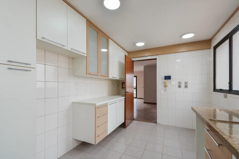 Apartamento com 4 quartos à venda, 170m2 em Perdizes, São Paulo - SP - imagem 9 Foto 9 de Apartamento com 4 quartos à venda, 170m2 em Perdizes, São Paulo - SP