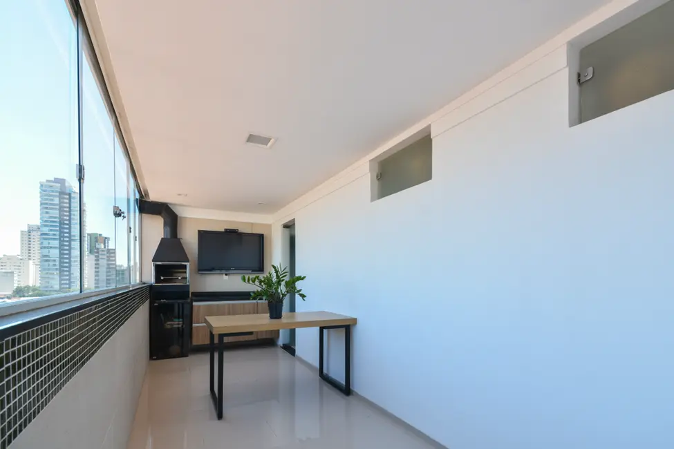 Apartamento com 3 quartos à venda, 157m2 em Pinheiros, São Paulo - SP - imagem 2 Foto 2 de Apartamento com 3 quartos à venda, 157m2 em Pinheiros, São Paulo - SP